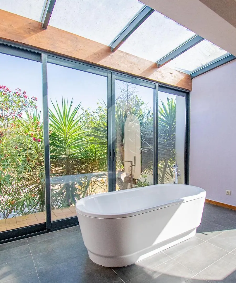 Vila Yoba Horse Farm - Charming 3-Bedroom Farmhouse Carvoeiro