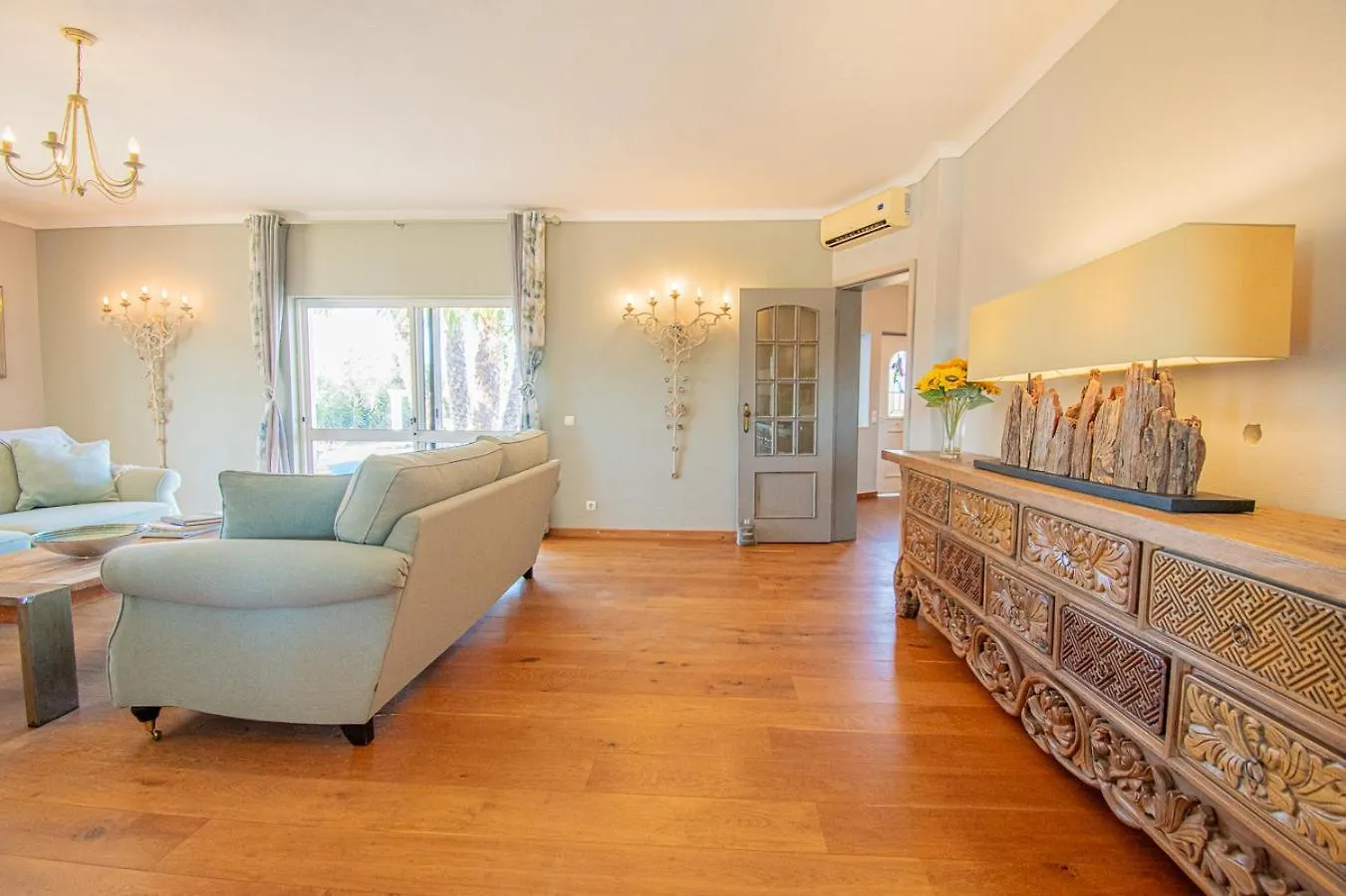 Villa Yoba Horse Farm - Charming 3-Bedroom Farmhouse Carvoeiro