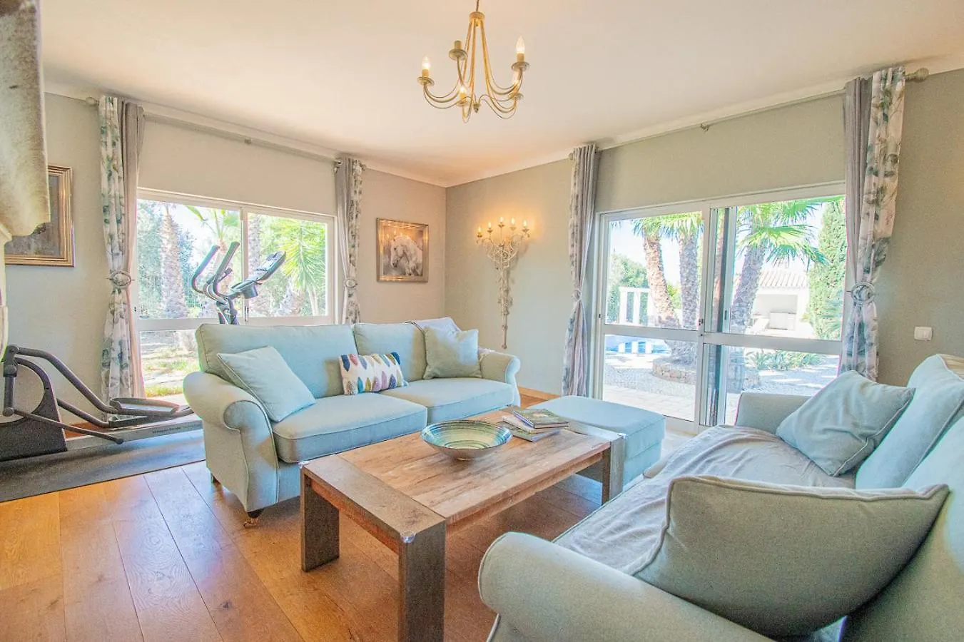Yoba Horse Farm - Charming 3-Bedroom Farmhouse Carvoeiro